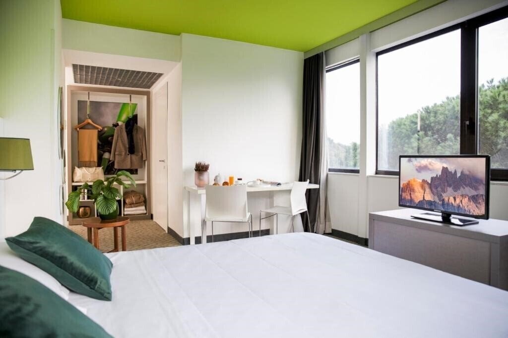 Фотография Holiday Inn Rome - Pisana 4*