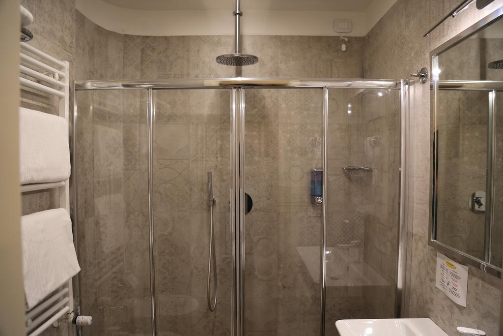 Отель Flavia 3*