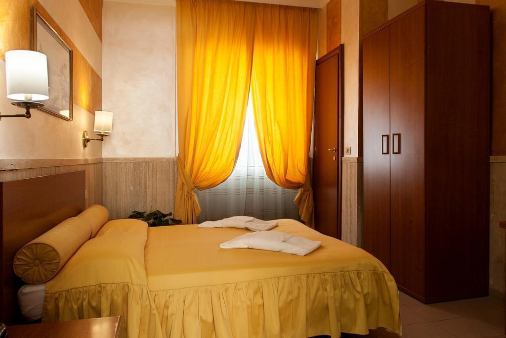 Фотография Pyramid 2*