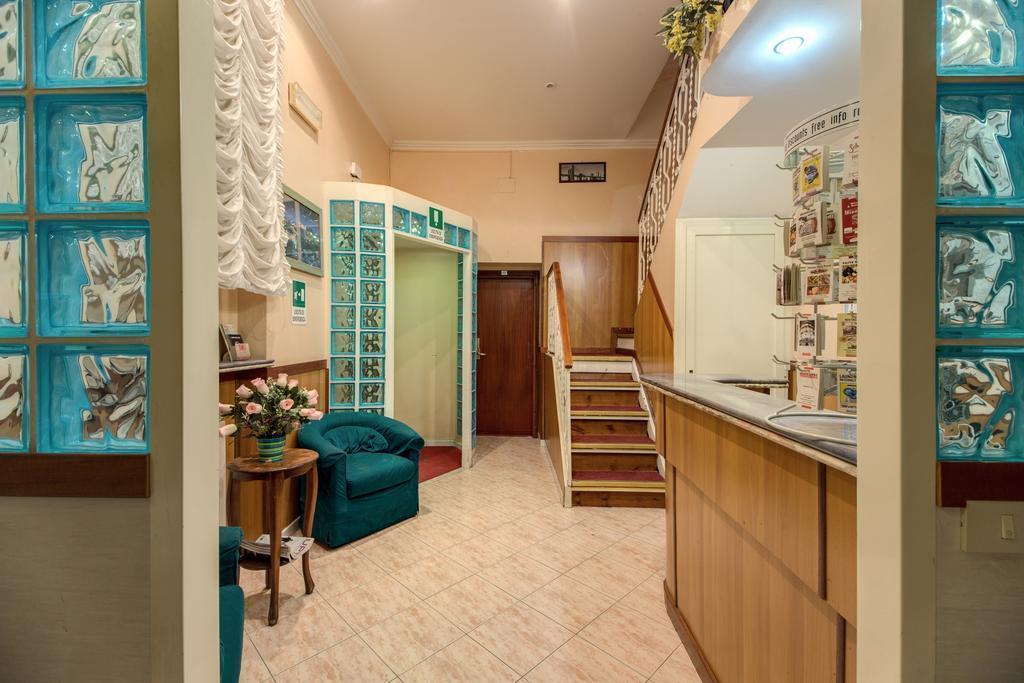 Отель Rubino 2*