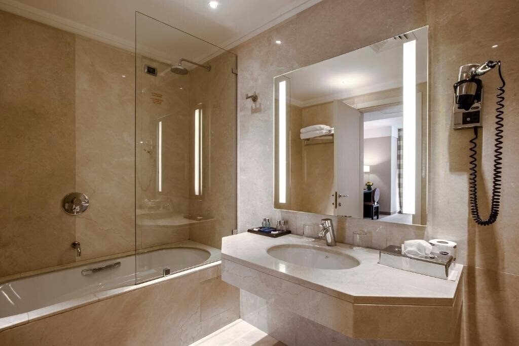 Фотография Ergife Palace Hotel 4*