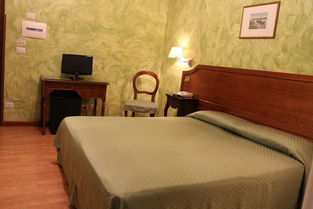 Фотография Hotel Fiori 2*