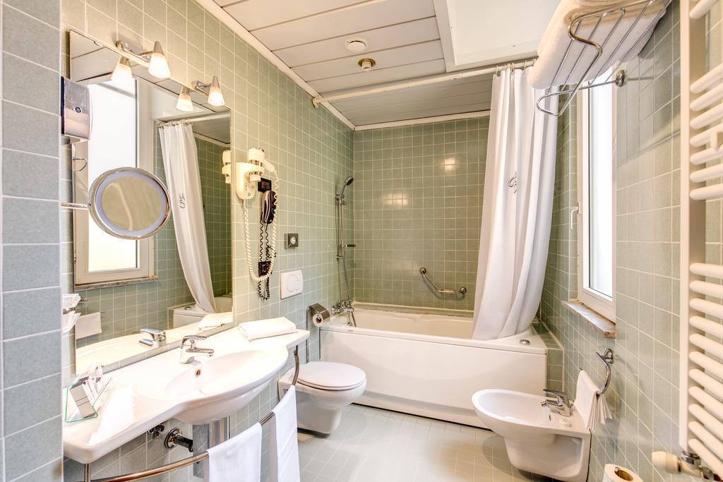 Изображение Milani 3*