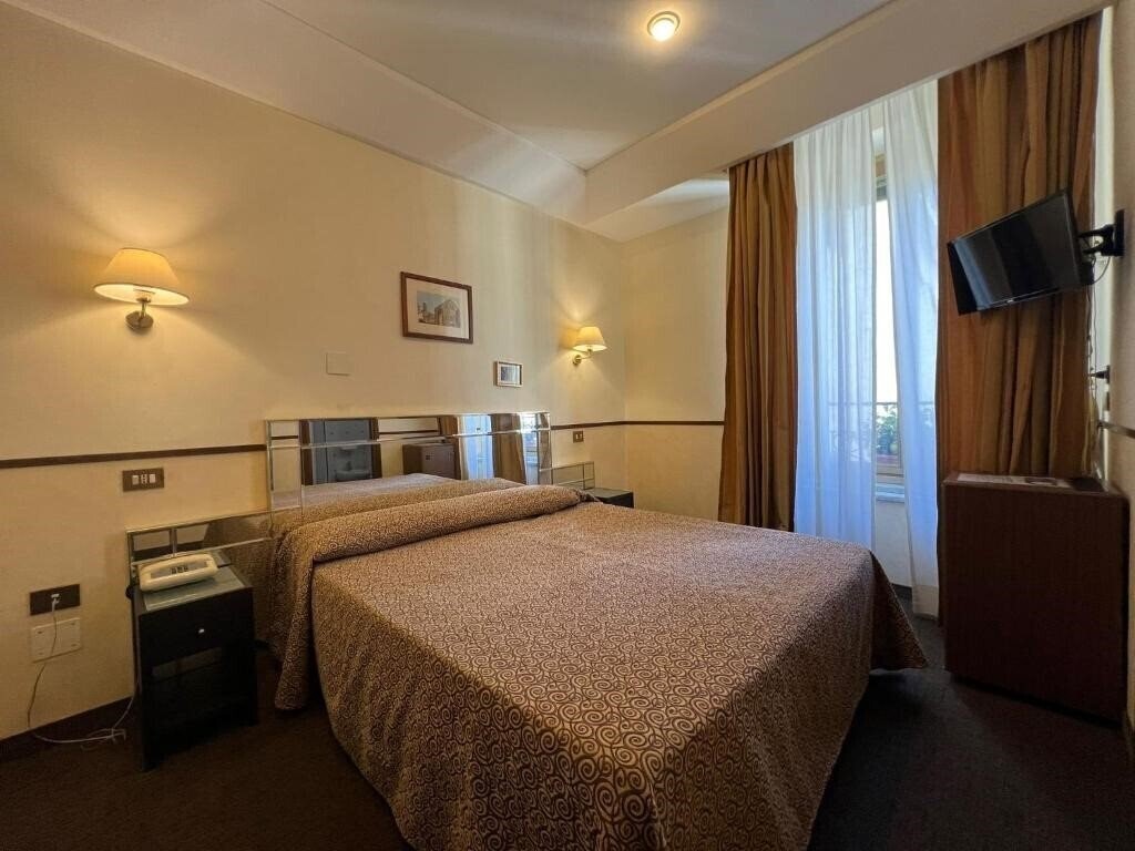 Изображение Garda 3*