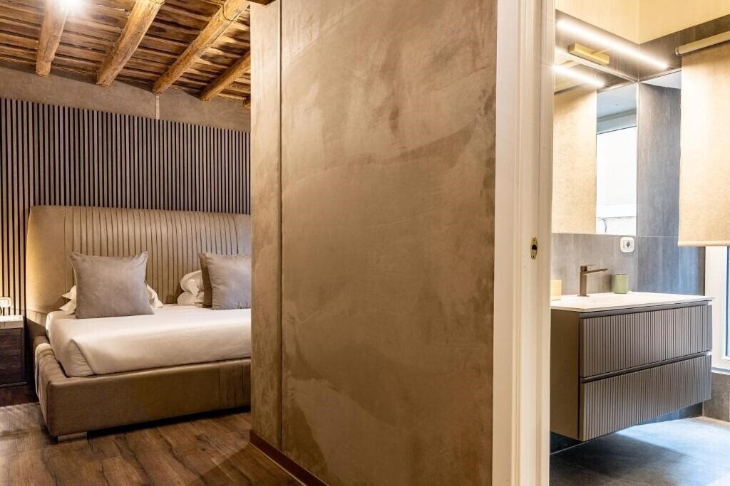 Картинка Spagna Royal Suite 4*