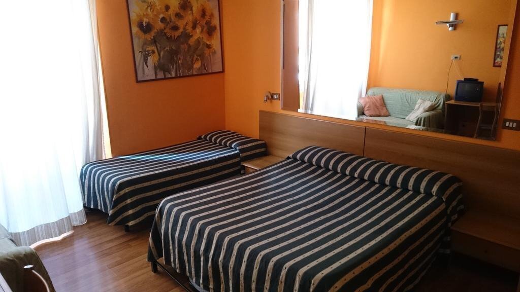 Изображение Urbis Hotel 2*