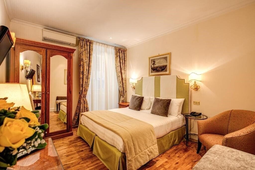Отель Cortina 3*