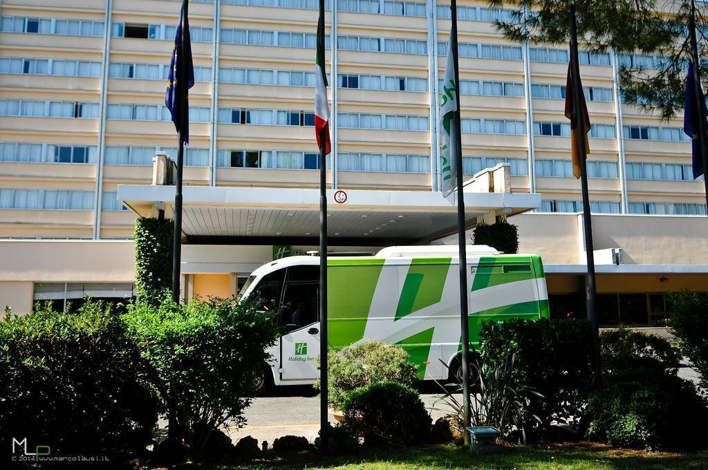 Отель Holiday Inn Rome Eur Parco dei Medici 4*