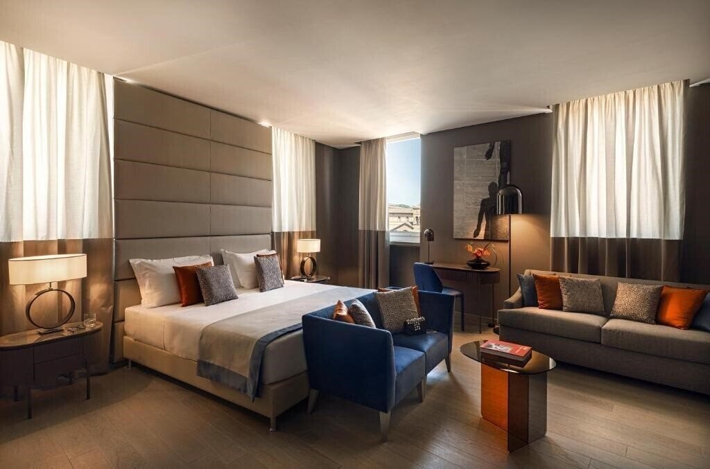 Отель Orazio Palace 4*