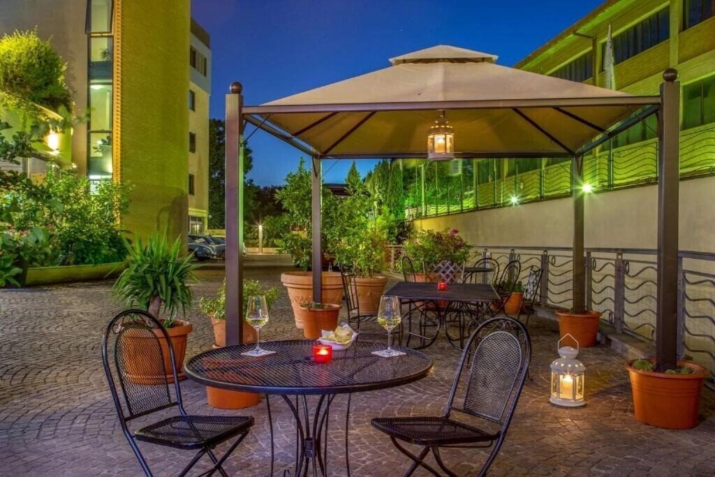 Фото Best Western Blu Roma 4*