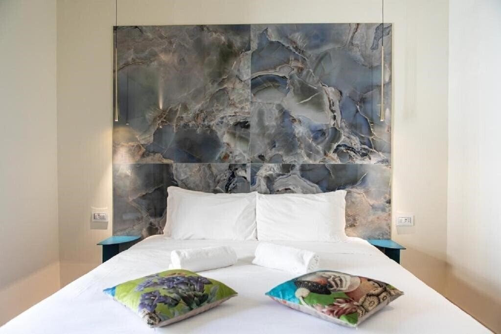 Изображение Bhr Cavour 150 5*