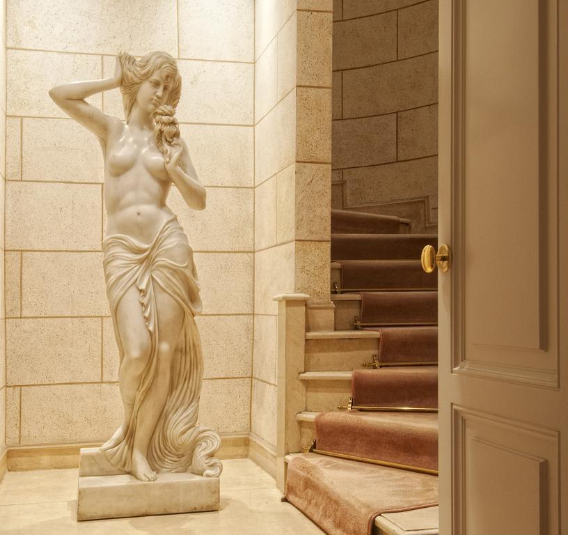 Картинка Marriott Grand Hotel Flora 4*