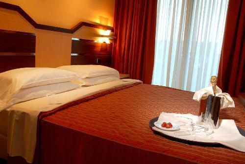 Изображение Golden Tulip Bellambriana 4*