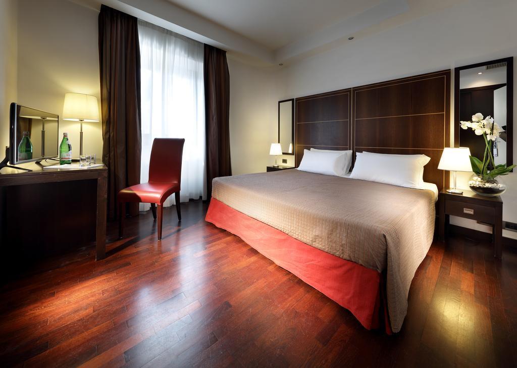 Отель International Palace 4*