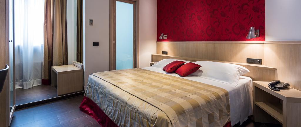 Фото De Petris 3*