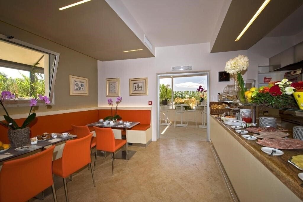 Изображение De Petris 3*