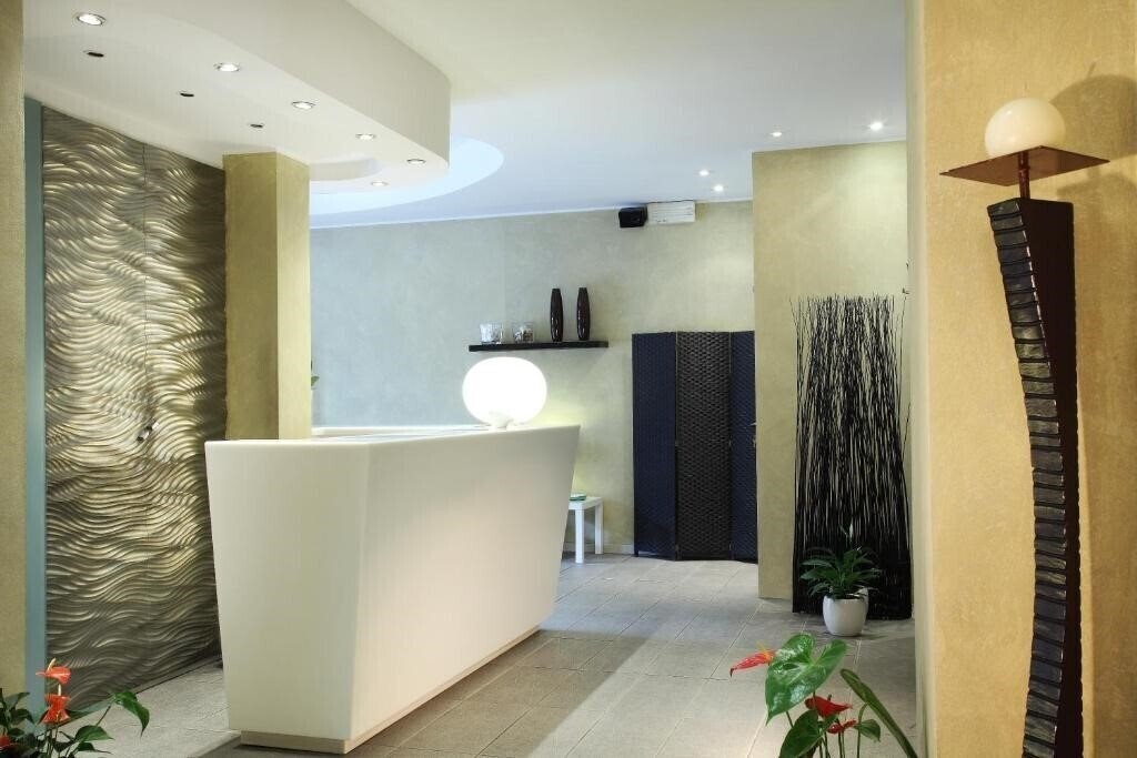 Отель Hotel Trieste 4*