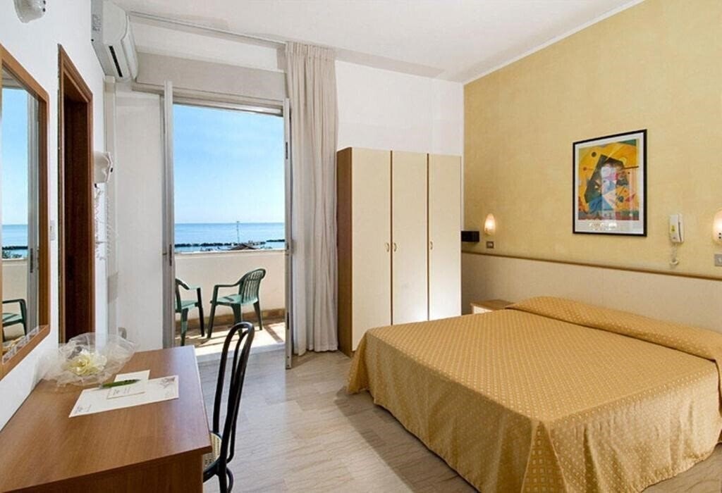 Фото Hotel Arabesco 3*