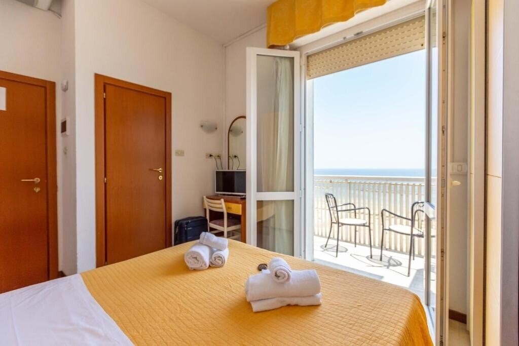 Картинка Carnaby (Viserba) 3*