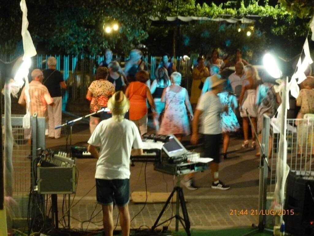 Фото Iones (Rivabella) 3*