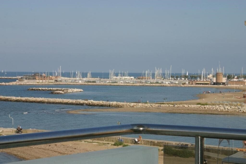 Изображение Iones (Rivabella) 3*