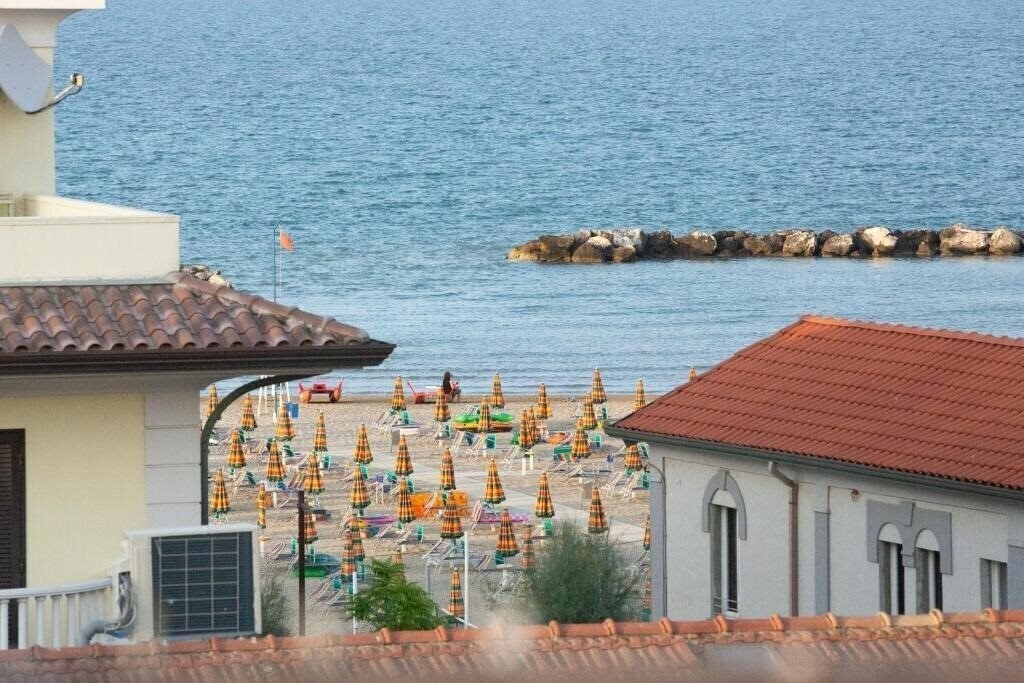 Фотография Hotel Kariba 2*