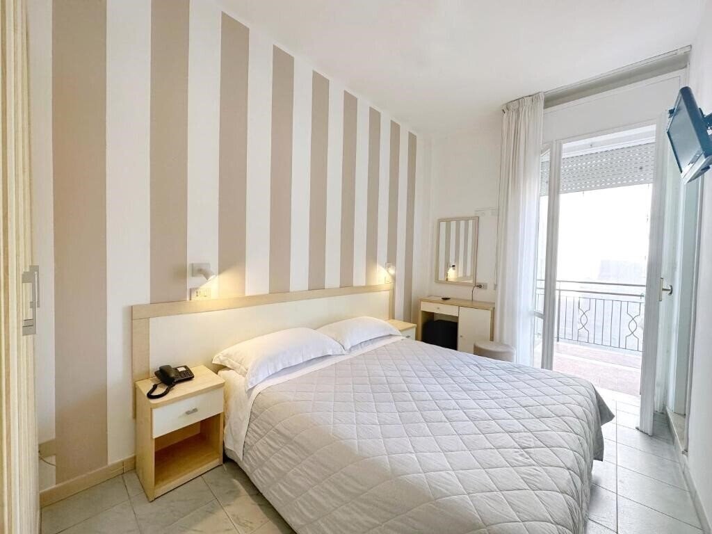 Фото Aura Living 3*