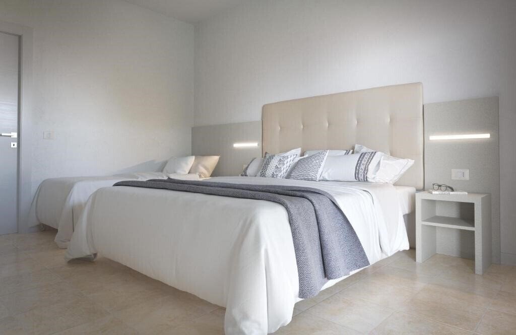 Отель Aron (Viserbella) 3*