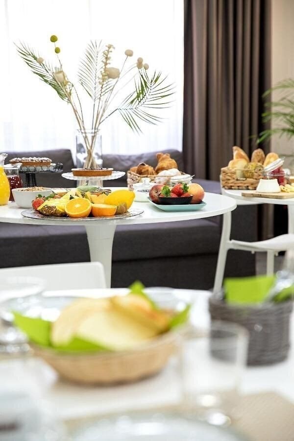 Фото Hotel Noah Beach 3*