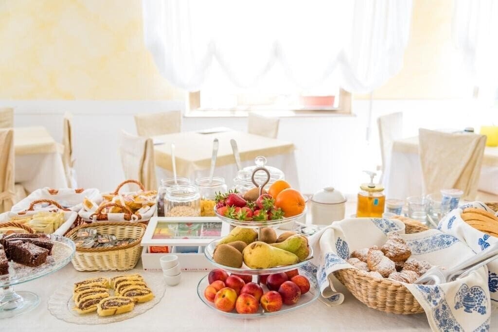 Изображение Hotel St. Moritz 3*