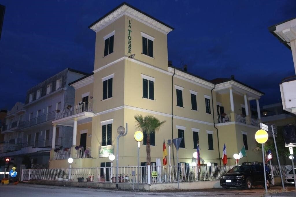 Отель La Torre 3*