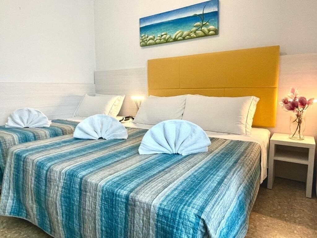 Фотография Crystal 3*