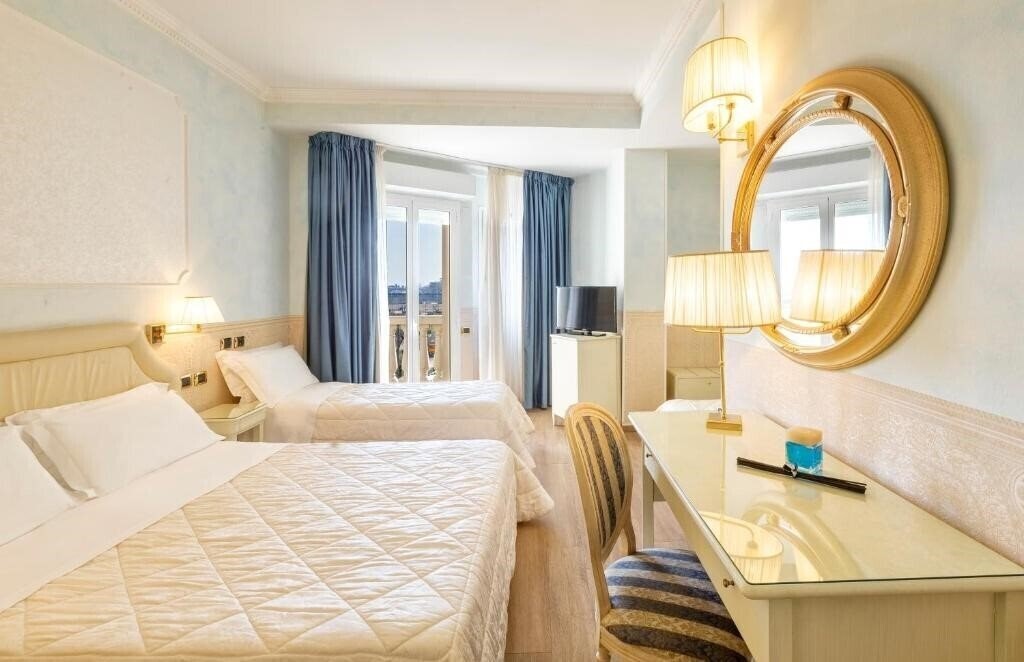 Фото Baia Imperiale 4*