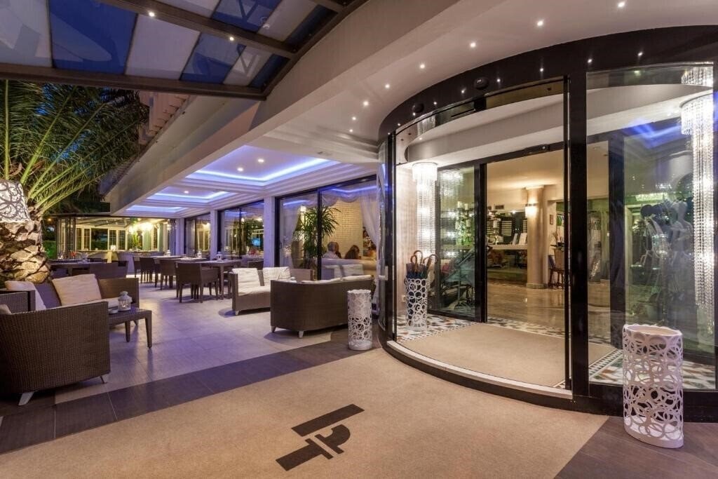 Отель Feldberg 3*