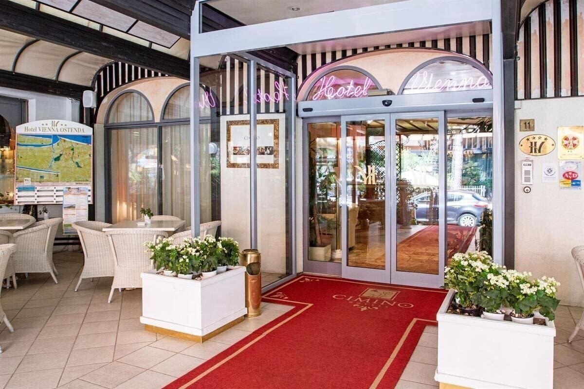 Фото Vienna Ostenda 4*