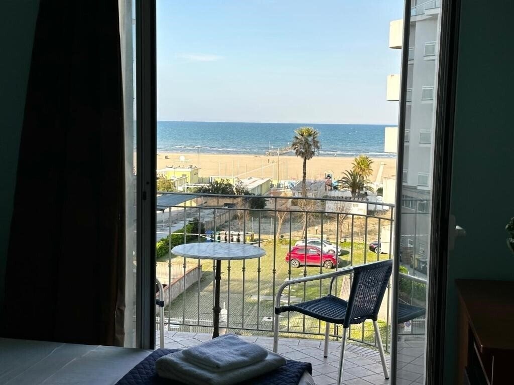 Фотография Blue Moon 3*