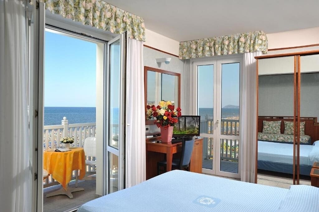 Фото De France 3*