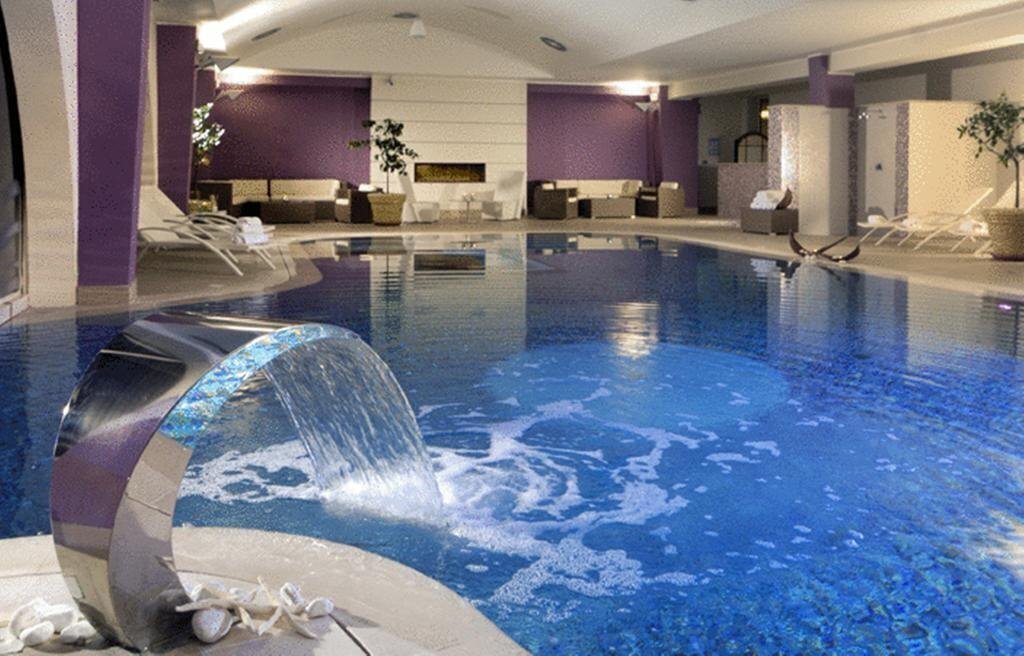 Отель Yes Hotel Touring & SPA 4*