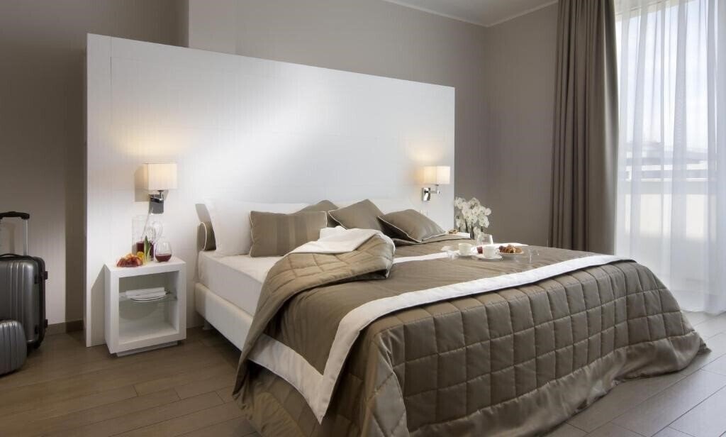 Отель Biancamano 3*