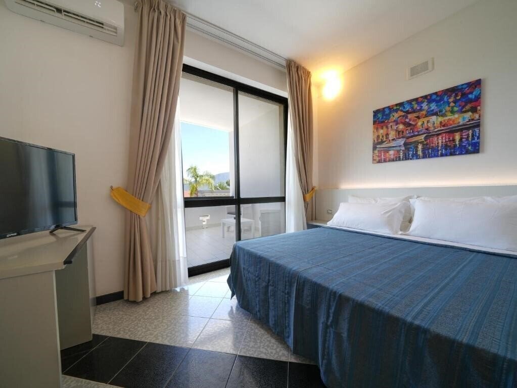 Фото Clorinda 4*