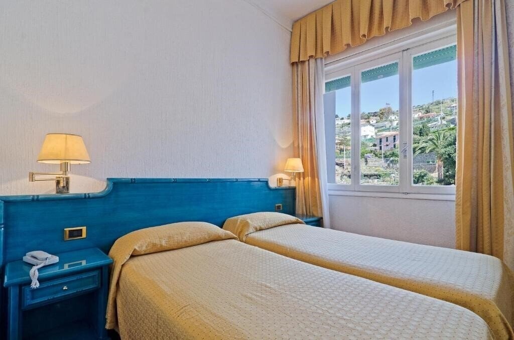 Фото Ariston Montecarlo 3*