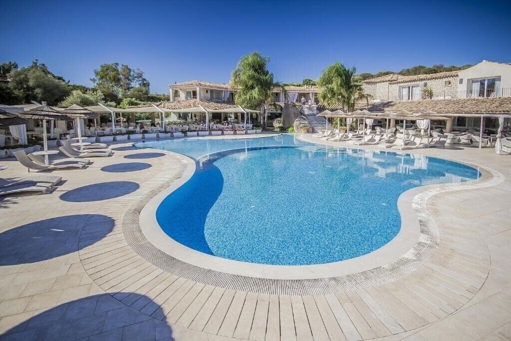 Отель Villas Resort 4*