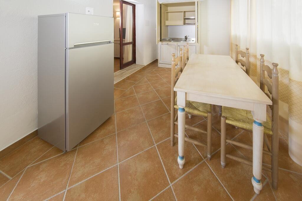 Картинка Colonna Beach Hotel & Residence 4*