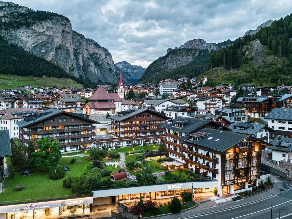 Изображение Antares 4*