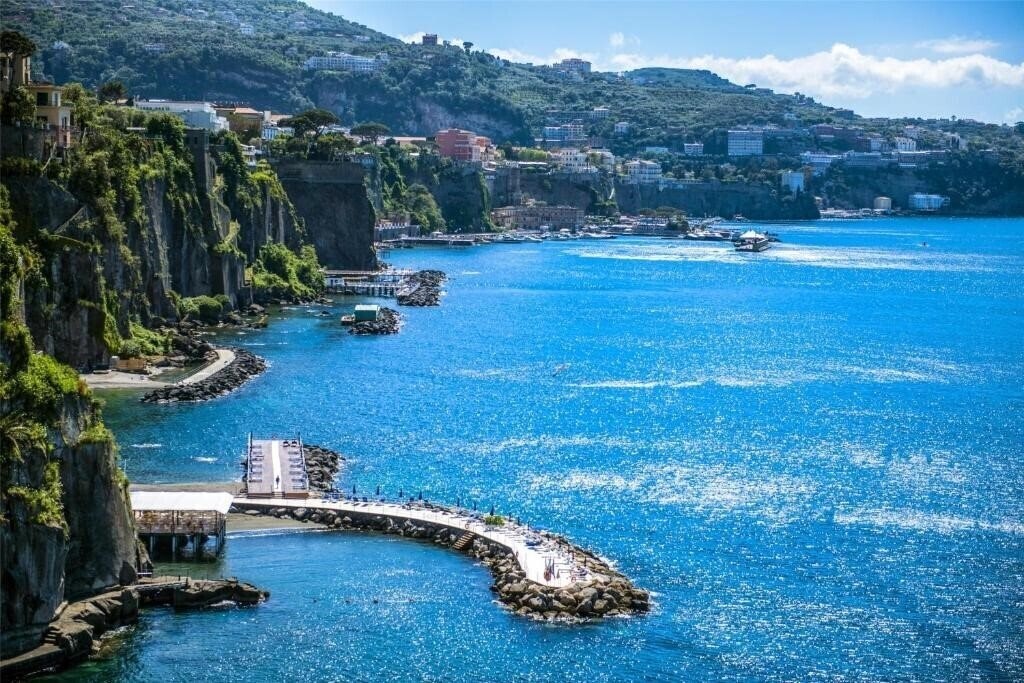 Картинка Hilton Sorrento Palace 4*