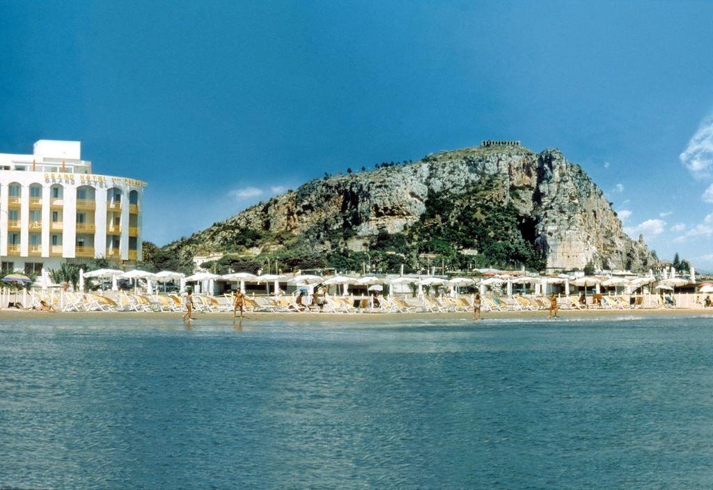 Отель Grand Hotel Palace 4*