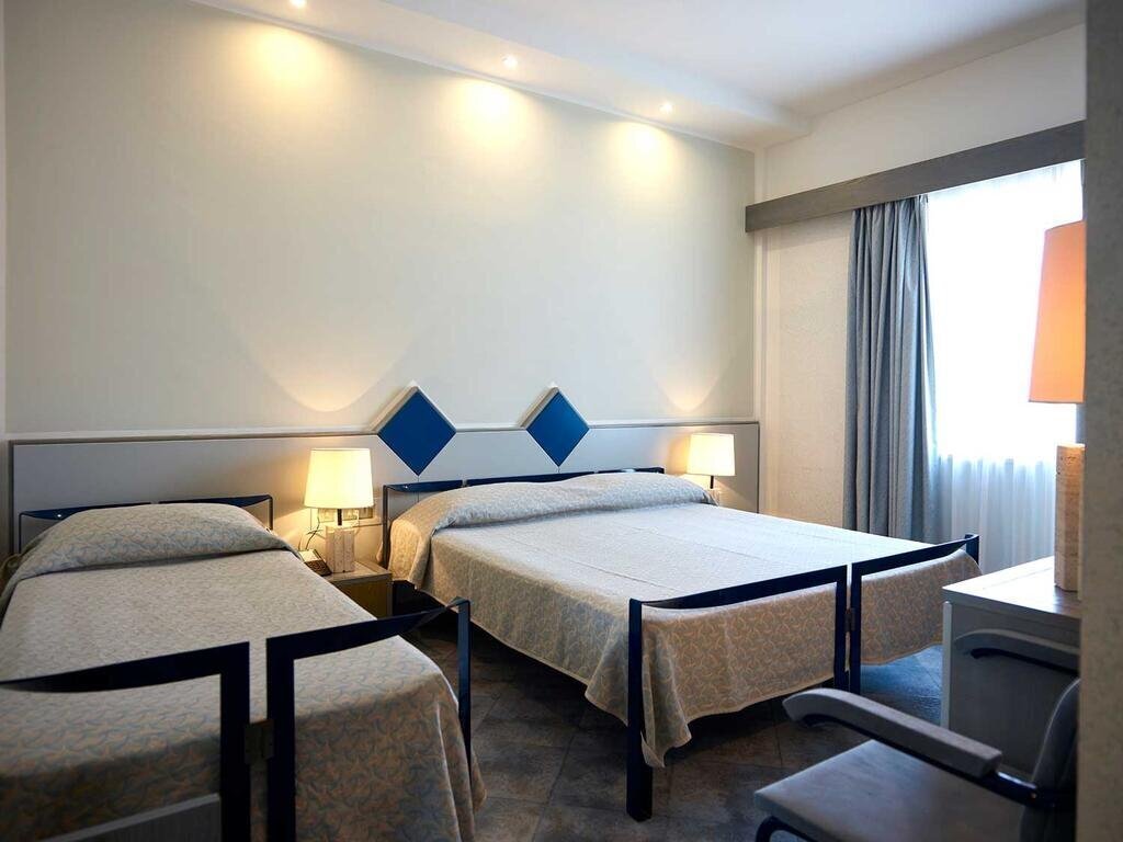 Фото Grand Hotel Palace 4*