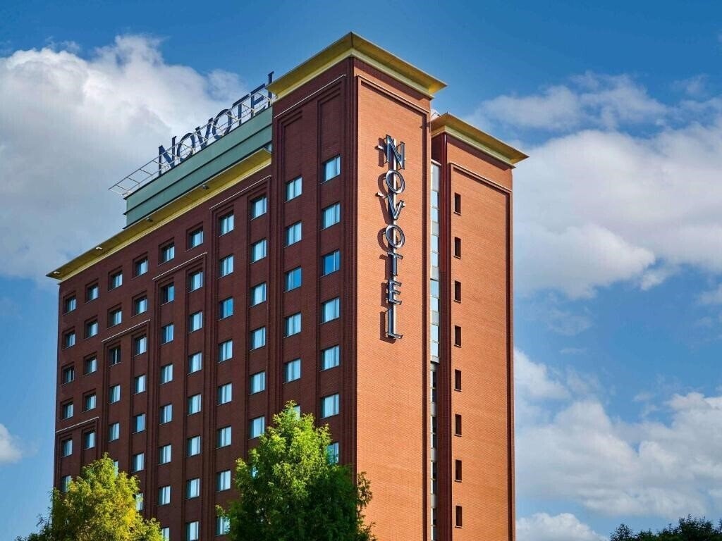 Отель Novotel Torino Corso Giulio Cesare 4*