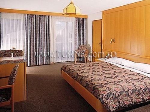 Фото Apartments Ladina 2*