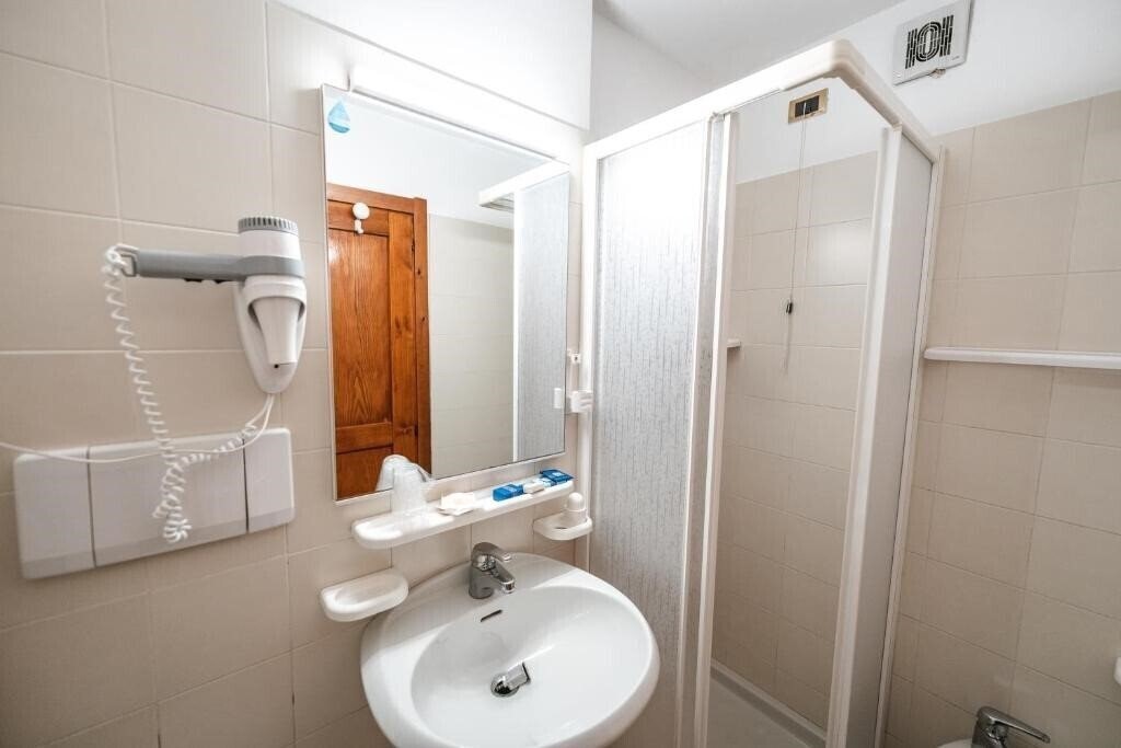 Фотография Renzi 3*